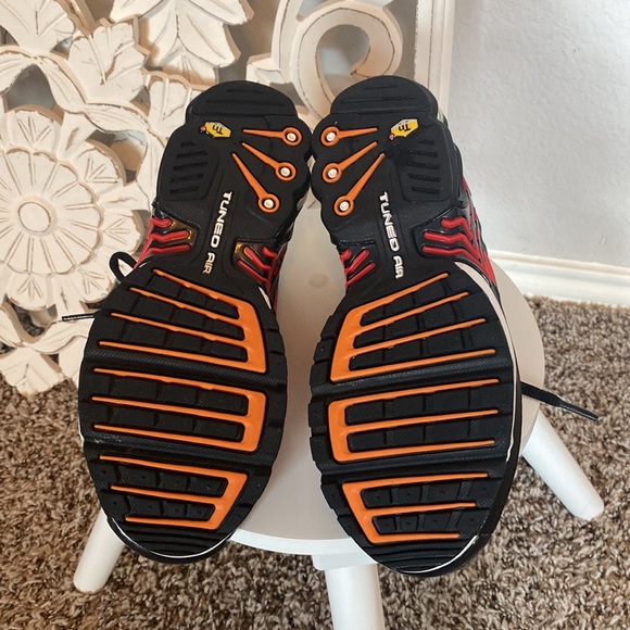 Nike Air Max Plus III "Black/Pimento/Ceramic-Resin" YOUTH Shoe size 4.5 ✨ - Picture 11 of 16